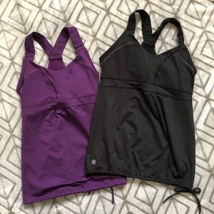 Athleta workout tops